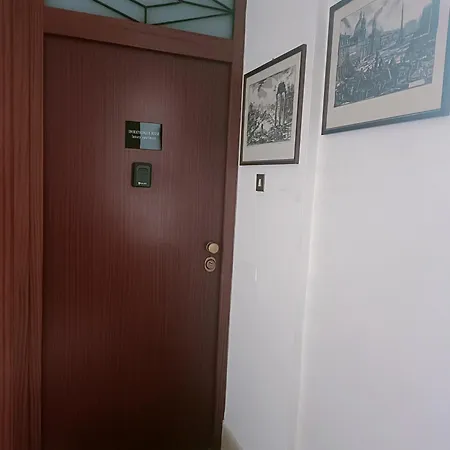 Daire Onoratocinque House *